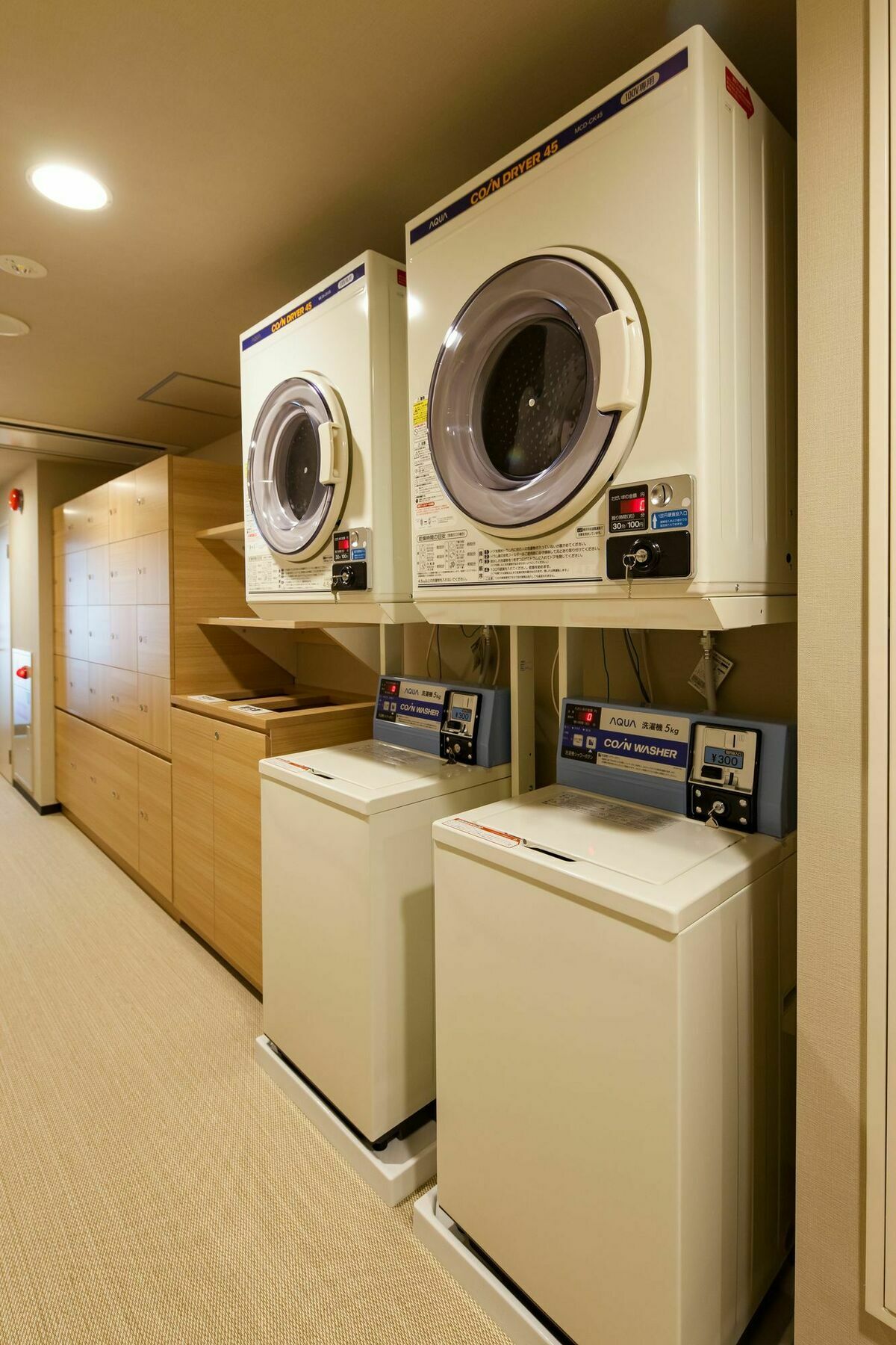 Y'S Cabin Osaka Namba Eksteriør billede